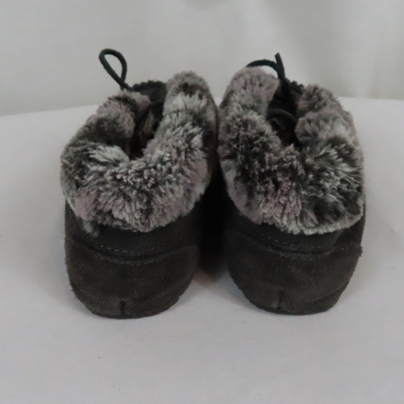 Minnetonka Grey Slip On Leather Moccasin Fur Top Shoes Sz. 7 - Picture 3 of 6